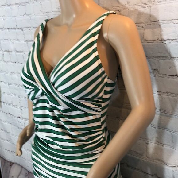 Green & White Striped Swimsuit Built In Bra See Measurements - Picture 6 of 15